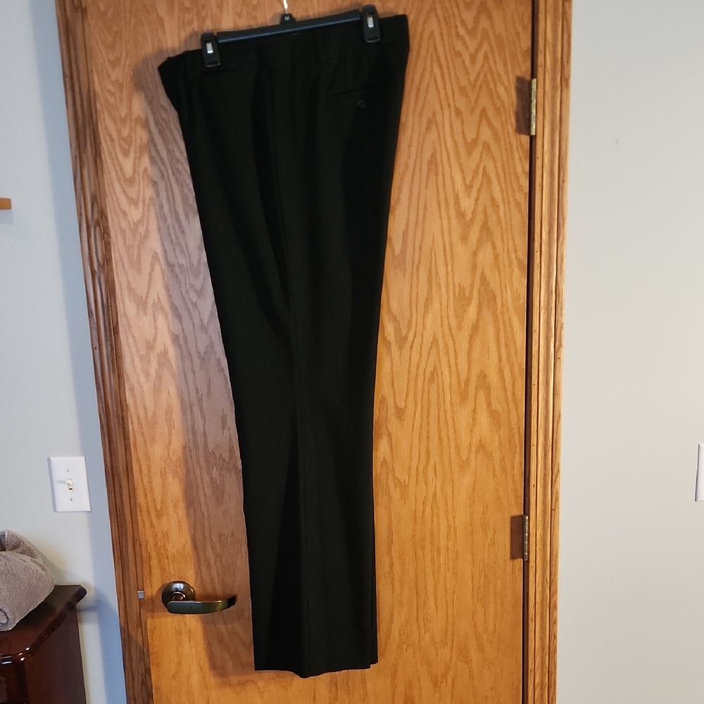 LOFT Women's Elegant Black Dress Pants, Julie Style,  Size 16 Tall